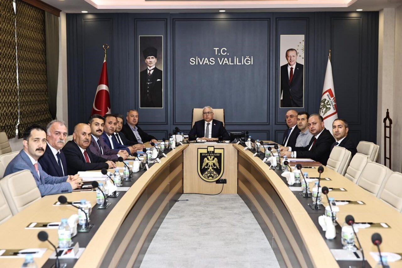 Sivas’ta artan kene vakaları ile ilgili Sivas Valiliği değerlendirme toplantısı