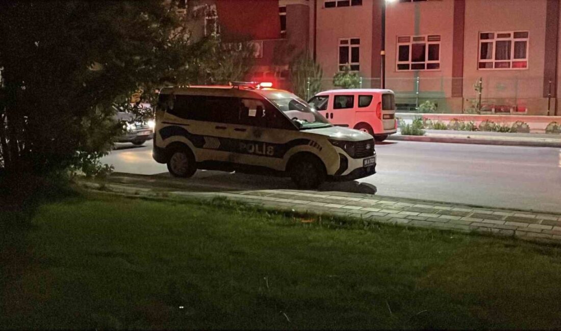 Sivas’ta iki grup arasında çıkan silahlı ve bıçaklı kavgada 4