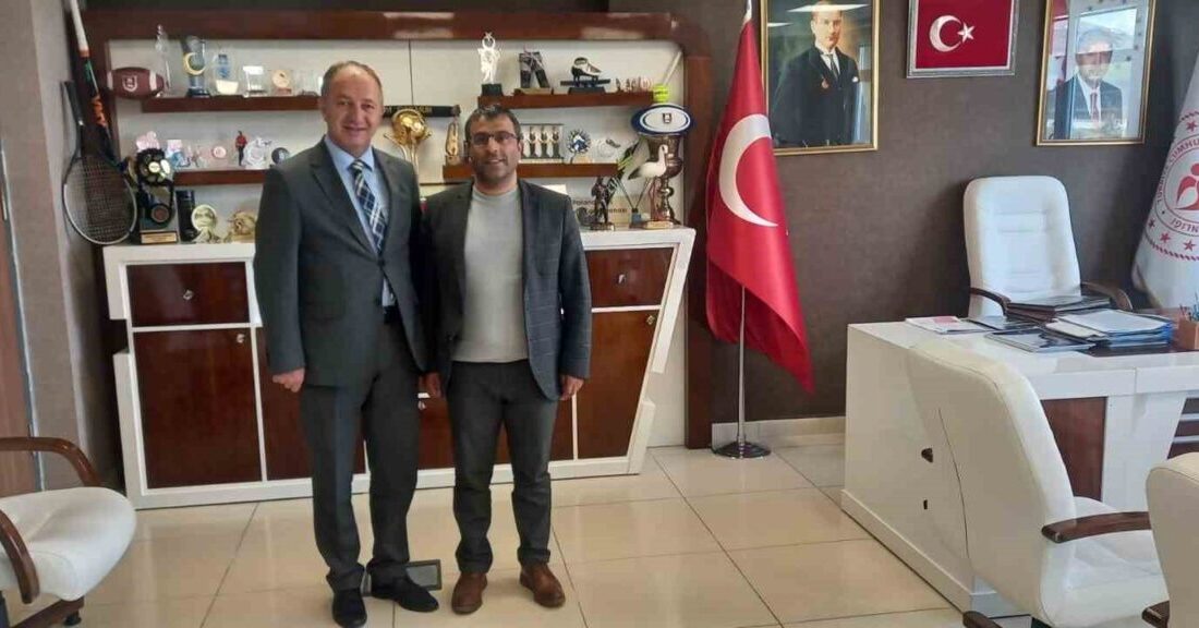Taş’tan ahde vefa Manisa Celal Bayar Üniversitesi Spor Bilimleri Fakültesi Dekanı Prof. Dr.