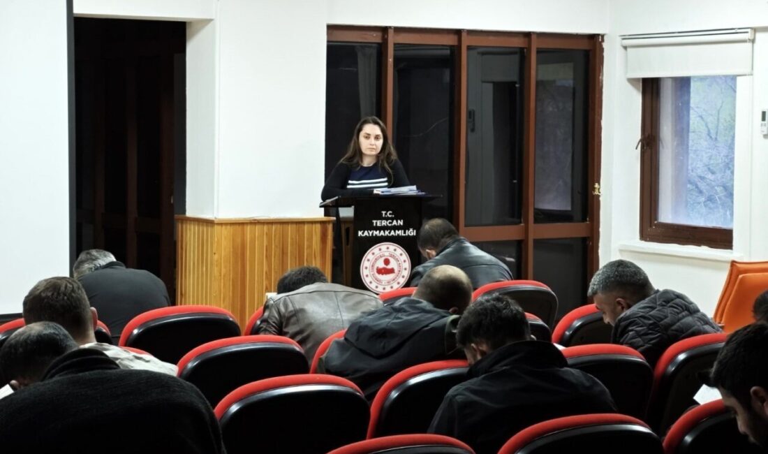 Erzincan’ın Tercan ilçesinde hem modern anlamda arıcılık yapılması hem de