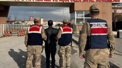Erzurum’da jandarma ekipleri terör örgütüne üye olan şahısların yakalanmasına yönelik