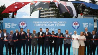 Trabzon Büyükşehir Belediyesi’nin araç filosuna kazandırılan 13 kamyon ve 2