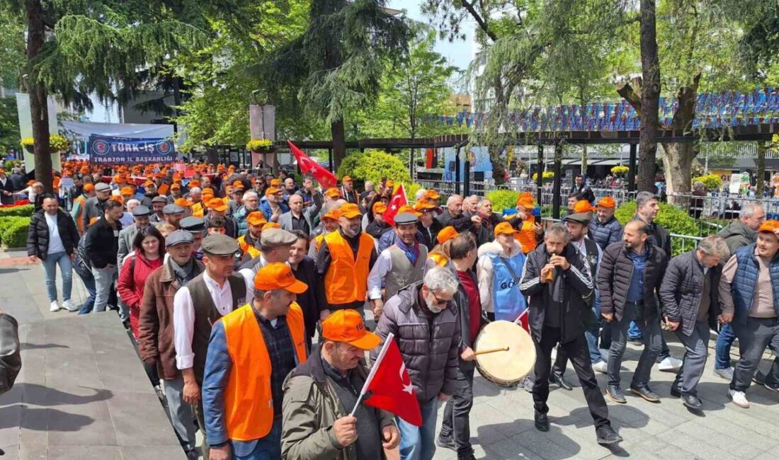 Trabzon’da 1 Mayıs Emek ve Dayanışma Günü kutlamaları çerçevesinde yürüyüş