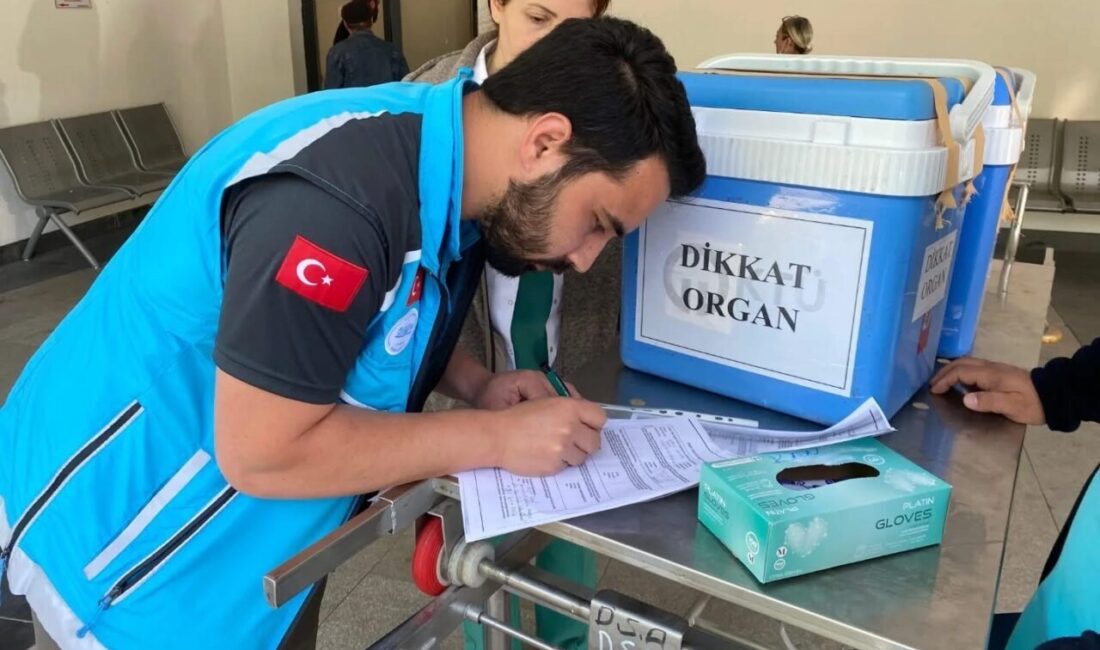 Trabzon’da beyin ölümü gerçekleşen kişinin organları 3 kişiye umut oldu.