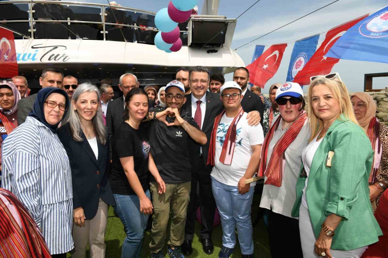 Trabzon Büyükşehir Belediyesi tarafından Dünya Engelliler Haftası kapsamında “Engelleri Aşalım,
