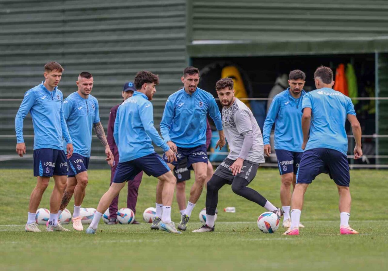 Trabzonspor, Trendyol Süper Lig’in 38. haftasında deplasmanda oynayacağı Antalyaspor maçının
