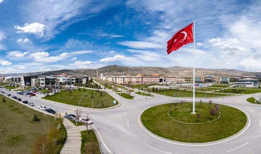 Turizm ve dil eğitimi yeni fakültede aynı çatıda 15 Mayıs 2025 tarihli ve 9818 sayılı Cumhurbaşkanı Kararı ile