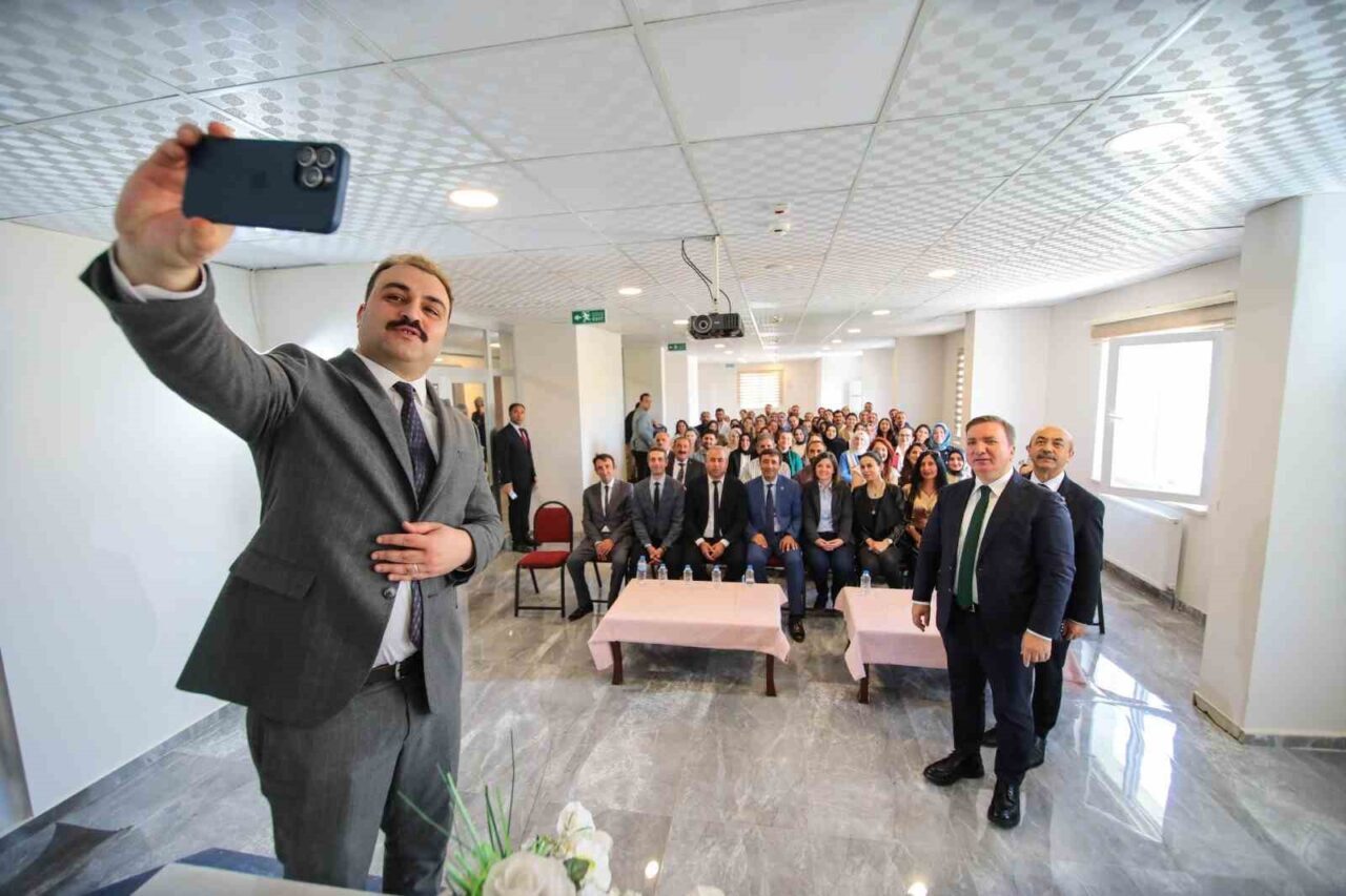 Erzincan Valisi Hamza Aydoğdu, Çayırlı Kaymakamı İsmail Battal ve İl