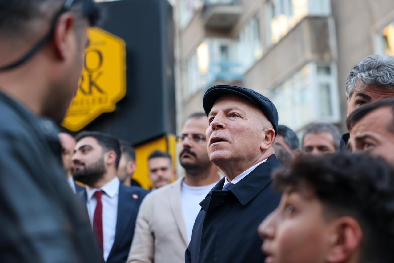 AK Partili belediye başkanlarının “Vatandaş Soruyor, Başkan Cevaplıyor” programları çerçevesinde