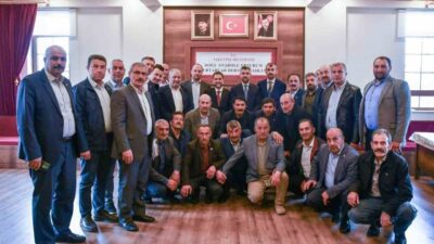 Erzurum’un Yakutiye ilçesinde, Belediye Başkanı Mahmut Uçar ve AK Parti