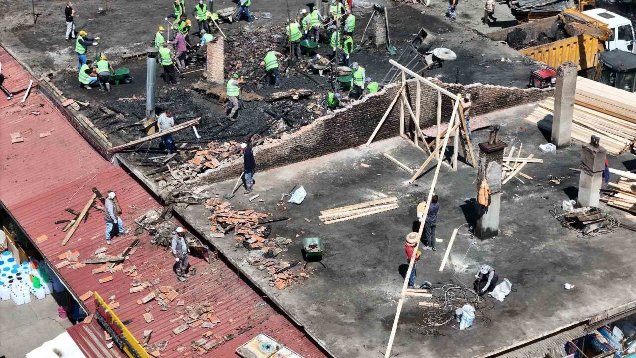 Erzincan Buğday Meydanı’nda 18 Mayıs 2025 tarihinde meydana gelen yangında