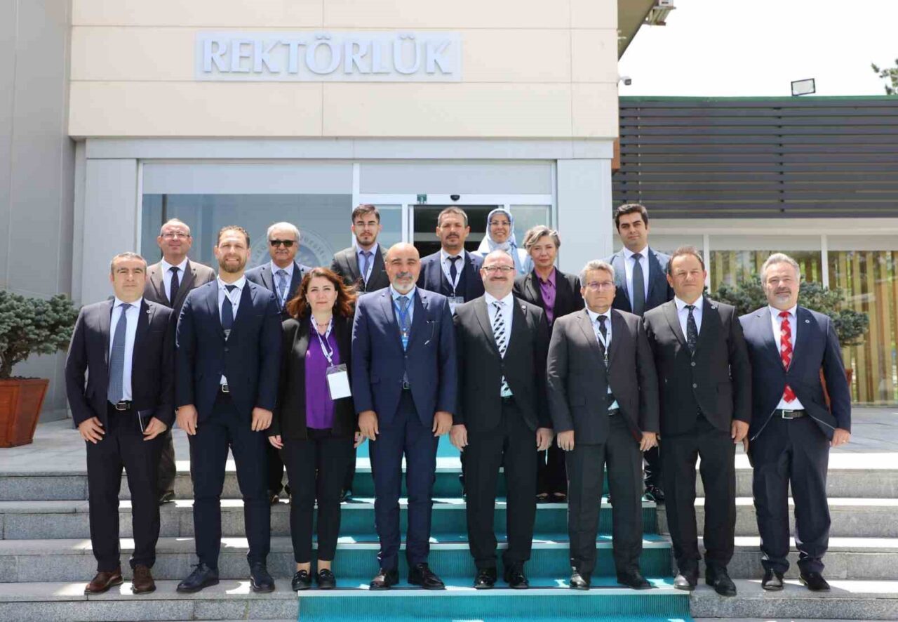 Atatürk Üniversitesi, Yükseköğretim Kalite Kurulu (YÖKAK) tarafından yürütülen Kurumsal Akreditasyon