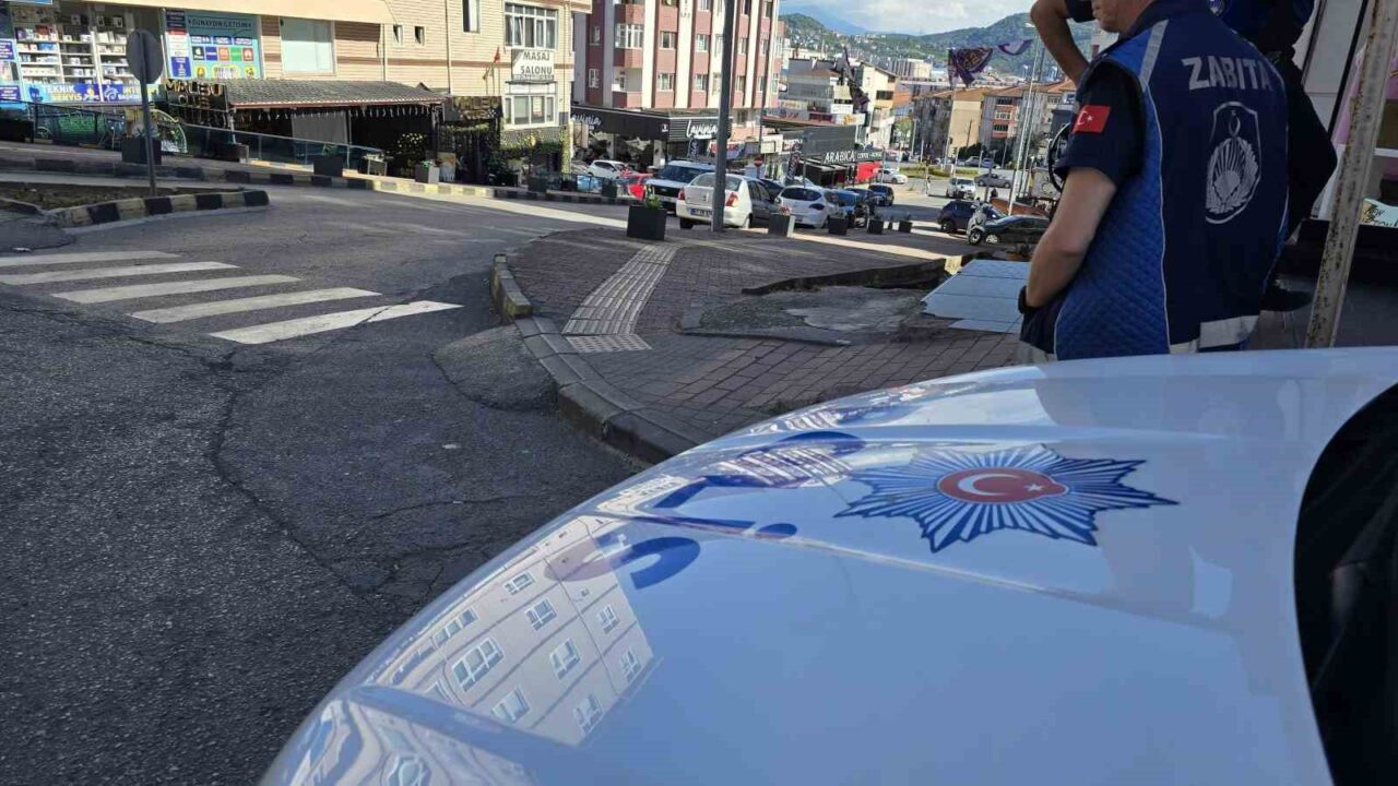 Zonguldak’ın Ereğli ilçesinde bir eğlence mekanına, kapalı alanda sigara içilmesine