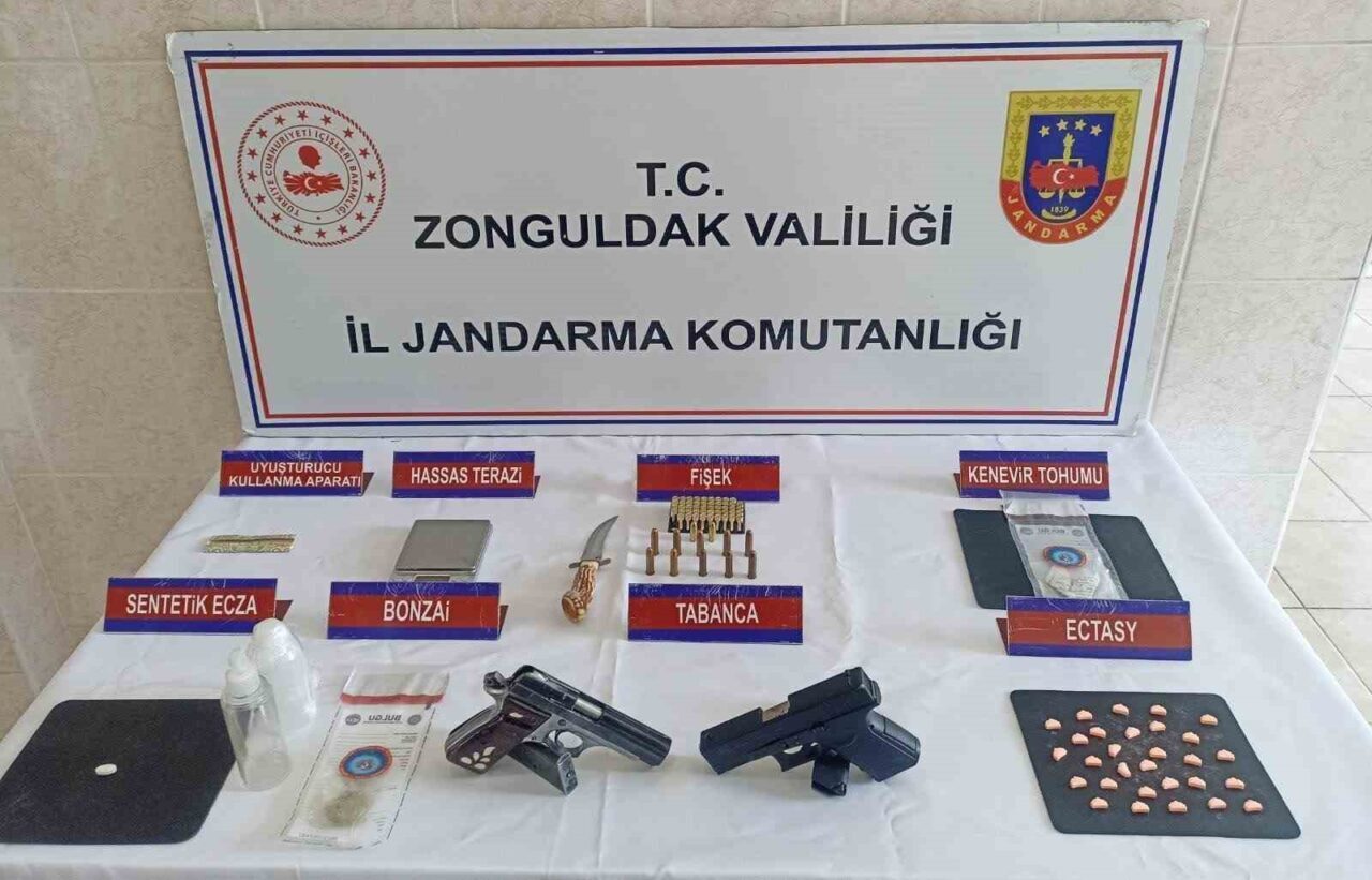 Zonguldak İl Jandarma Komutanlığınca, “Narkotik Suçlarla Mücadele” kapsamında uyuşturucu madde