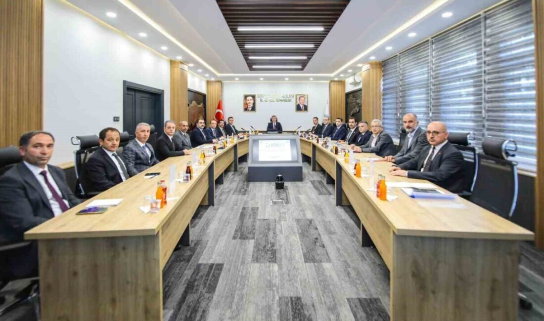 Erzincan Valisi Hamza Aydoğdu başkanlığında; Vali Yardımcısı/İl Özel İdaresi Genel