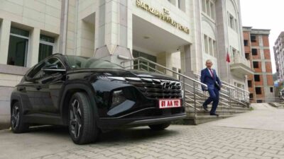 Trabzon’un Şalpazarı ilçesinde 37 yıl boyunca kaymakam şoförlüğü yapan Hüseyin