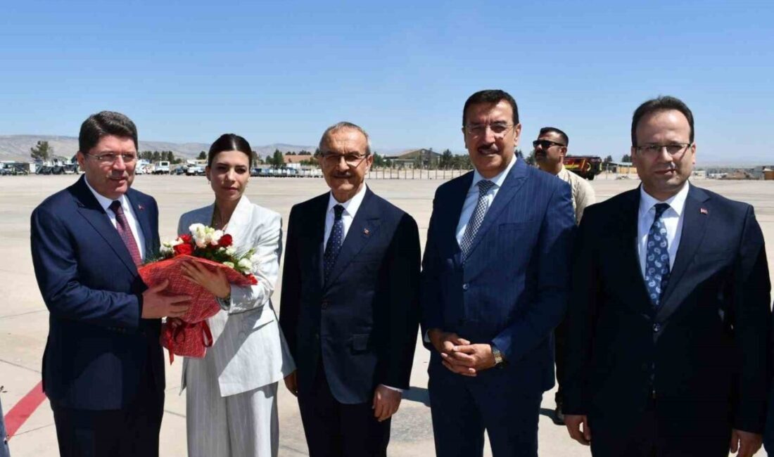 Adalet Bakanı Yılmaz Tunç, bir dizi program ve incelemelerde bulunmak