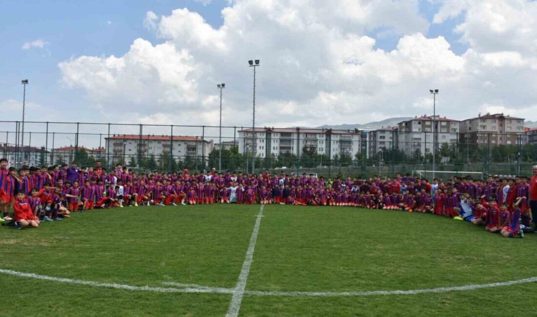 Türkiye’de Alt yapıya verdiği desteklerle öncü kulüplerden biri olan ve