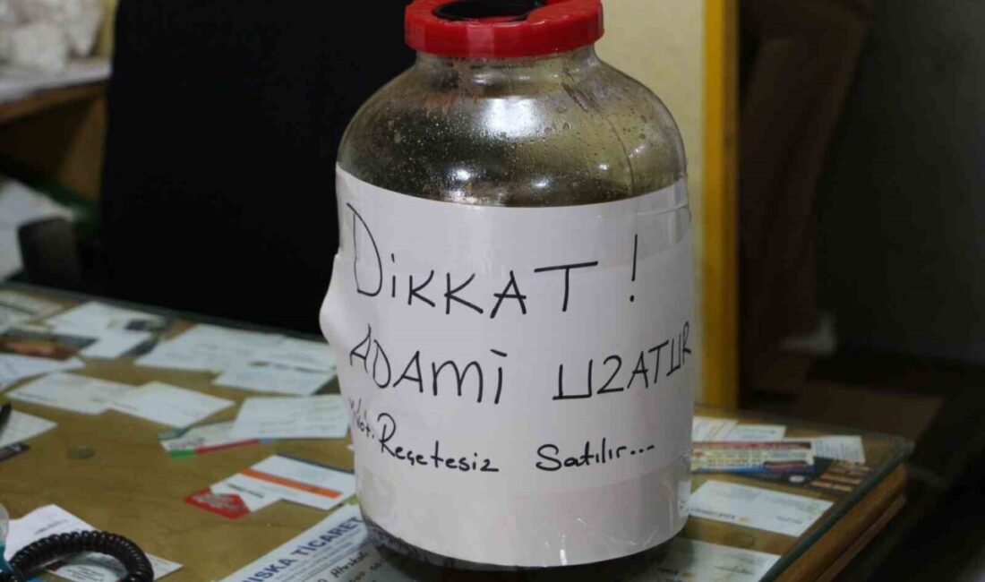 Rize’de deli balın kontrolsüz tüketimine dikkat çekmek isteyen esnafın bal