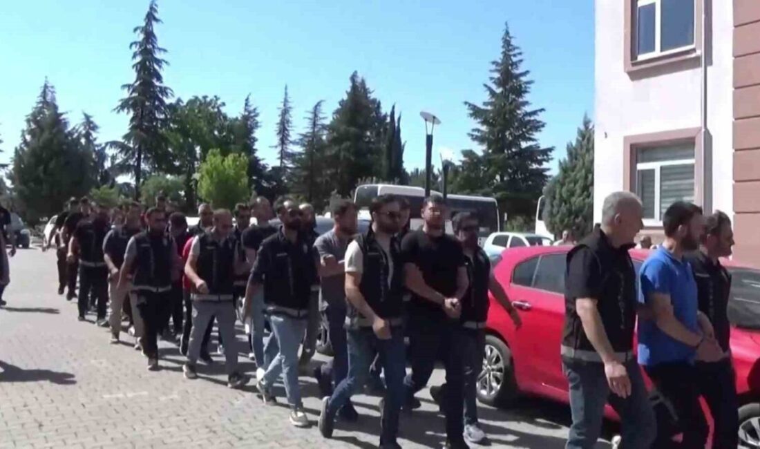 Amasya ve Ankara’da eş zamanlı düzenlenen uyuşturucu operasyonlarında 13 kişi