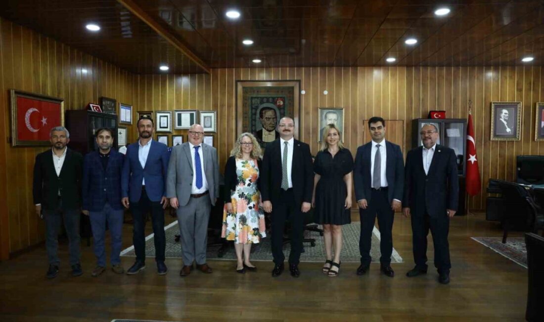 Atatürk Üniversitesi bünyesinde faaliyet gösteren ve ABD Büyükelçiliği iş birliğiyle