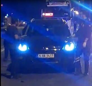 Ardahan’da iki otomobilin çarpışması sonucu meydana gelen kazada 3 kişi