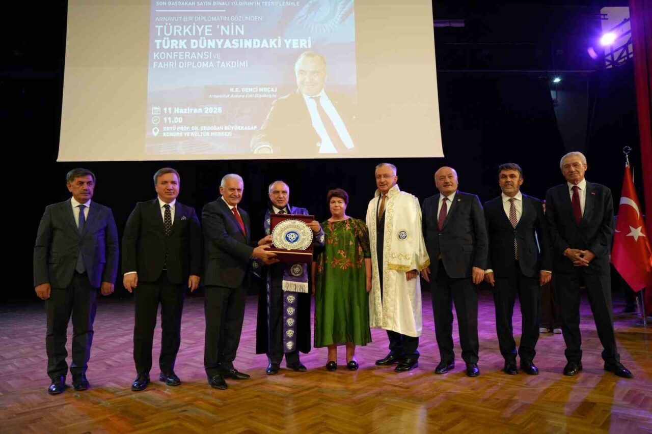 Arnavut Bir Diplomatın Gözünden Türkiye’nin Türk Dünyasındaki Yeri Konferansı ve
