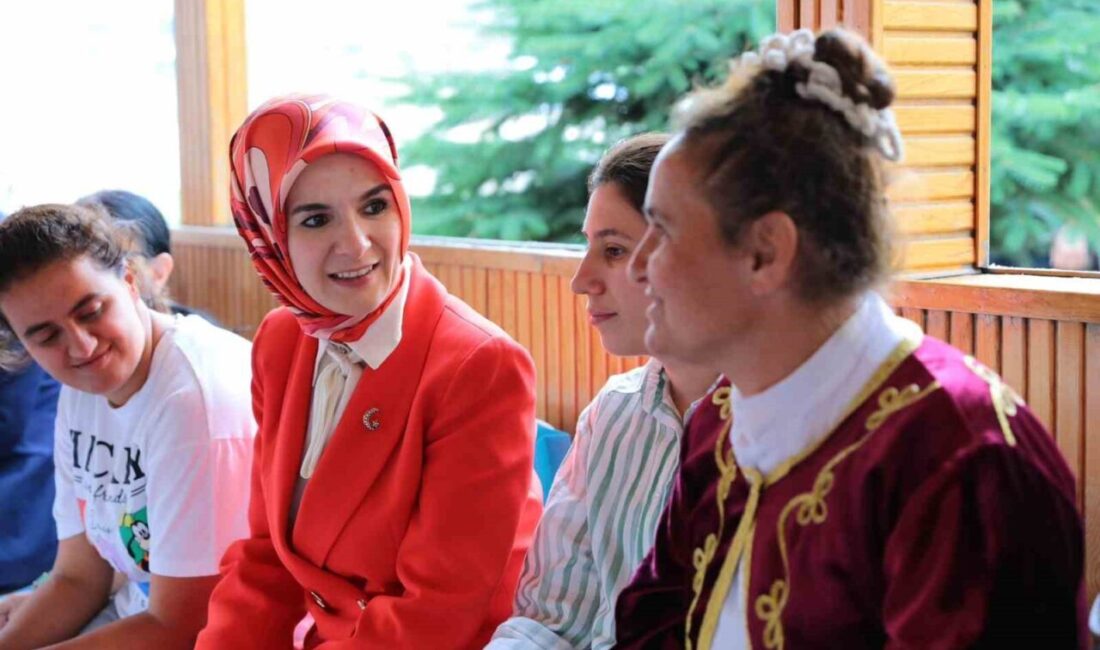 Bir dizi programa katılmak üzere Erzincan’a gelen Aile ve Sosyal