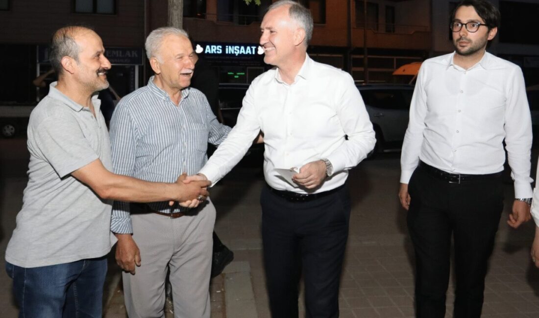 İnegöl Belediye Başkanı Alper Taban, “Vatandaş Soruyor, Başkan Cevaplıyor” temalı