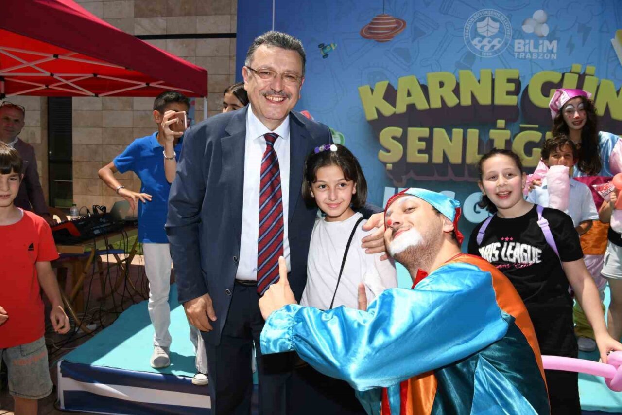 Trabzon Büyükşehir Belediye Başkanı Ahmet Metin Genç, Özdemir Bayraktar Bilim