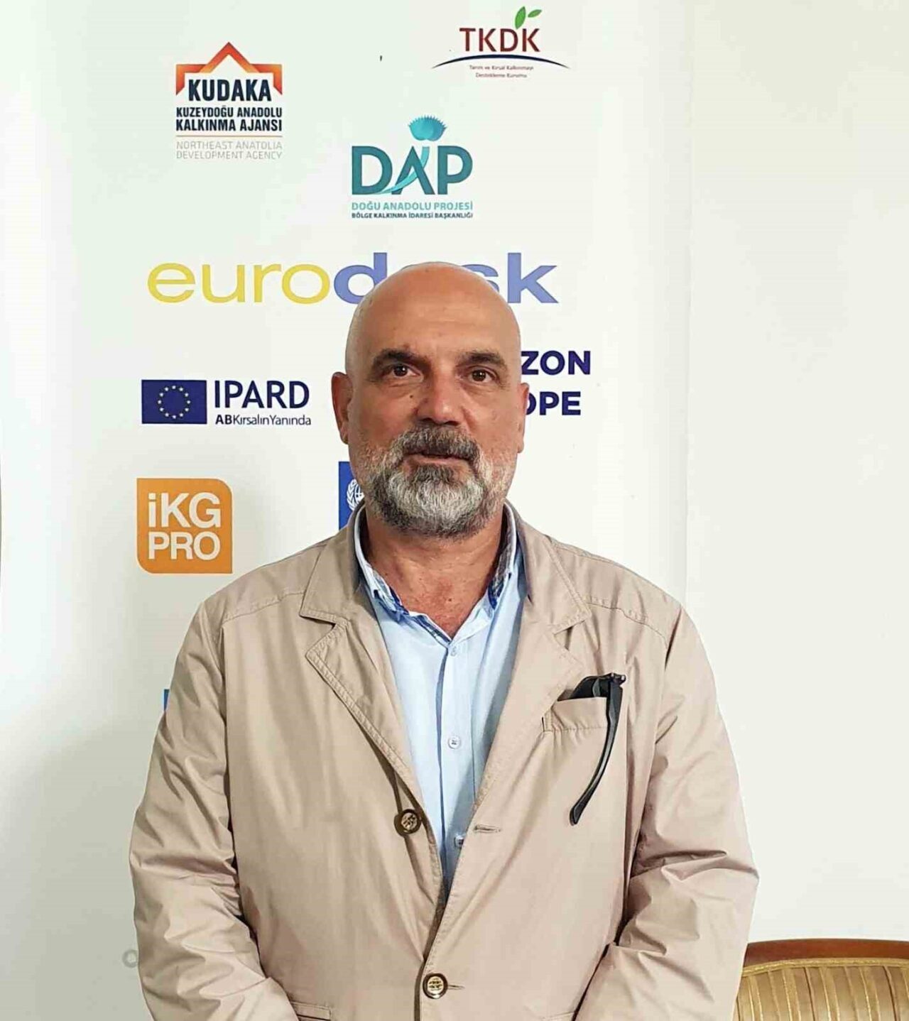 Dumlubaba Doğa ve Kültür Derneği Başkanı Kenan Gülerci yaz mevsiminin