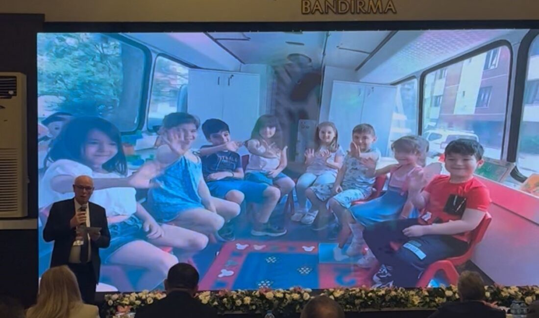 Odunpazarı Belediye Başkanı Kazım Kurt, Bandırma Belediyesi’nin ev sahipliğinde ve