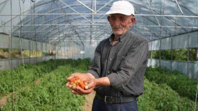 Bayburt’un Aslandede köyünde yarım asrı aşkın zamandır çiftçilik yapan İsmail