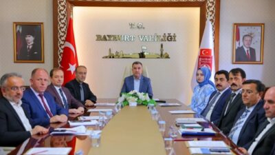 İl Hayvanları Koruma Kurulu, Bayburt Valisi Mustafa Eldivan başkanlığında toplandı.