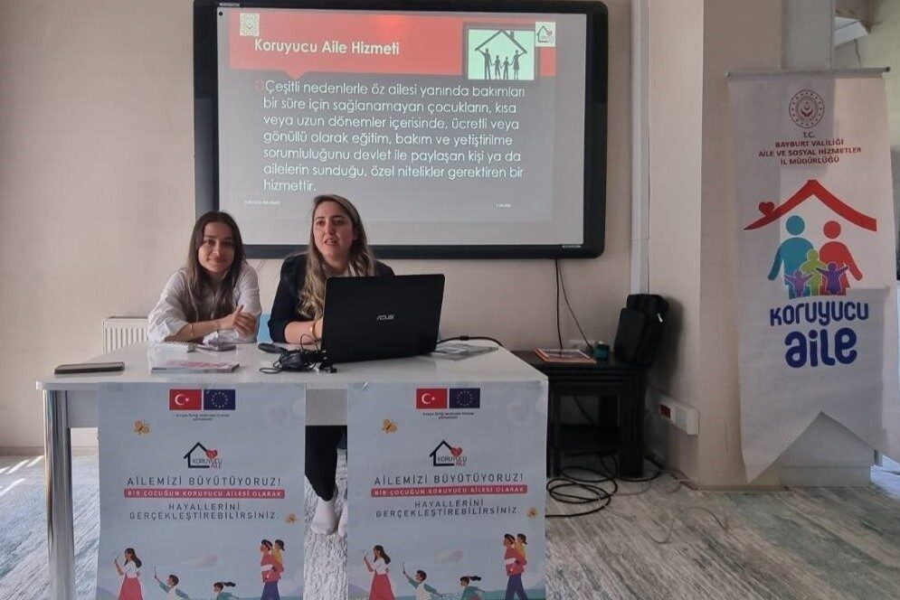 Bayburt İl Müftülüğü personeline yönelik ’Koruyucu Aile Farkındalık Eğitimi’ düzenlendi.