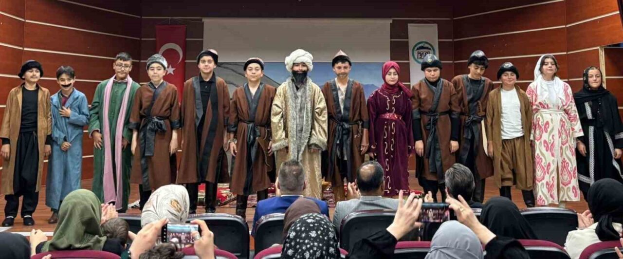 Bayburt İl Milli Eğitim Müdürlüğünce hayata geçirilen ’Dede Korkut’u Bir