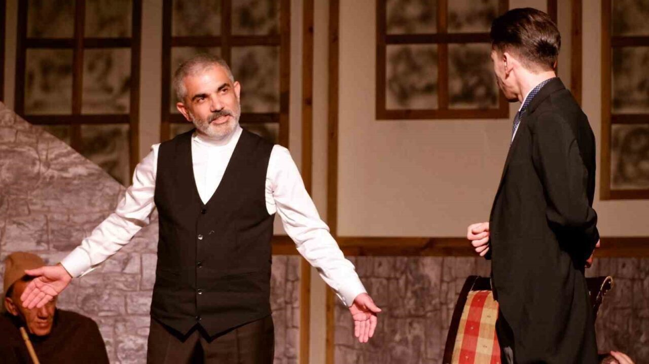 Erzurum’da belediyelerin açtığı kültürel ve sanatsal kurslara vatandaşlar büyük ilgi