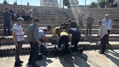 Sivas’ta bir kişi, bıçaklı saldırıya uğradı. 4 yerinden bıçaklanan vatandaş