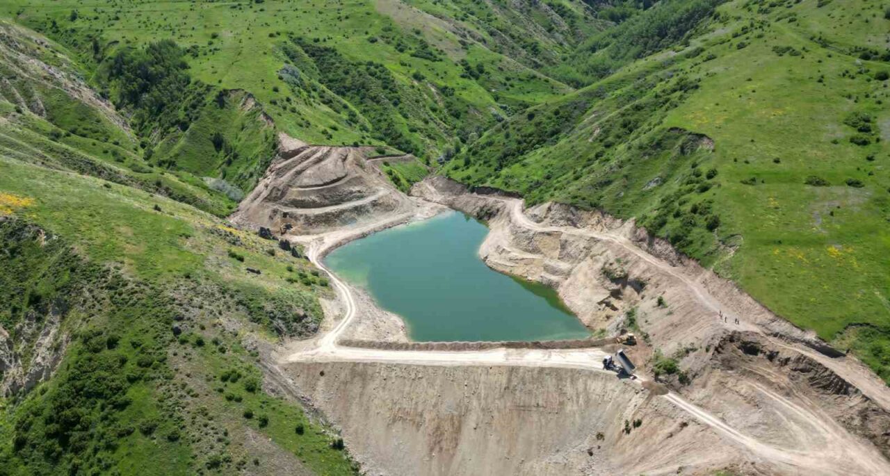 Erzurum Büyükşehir Belediye Başkanı Mehmet Sekmen, Büyükşehir Belediyesi tarafından kentte