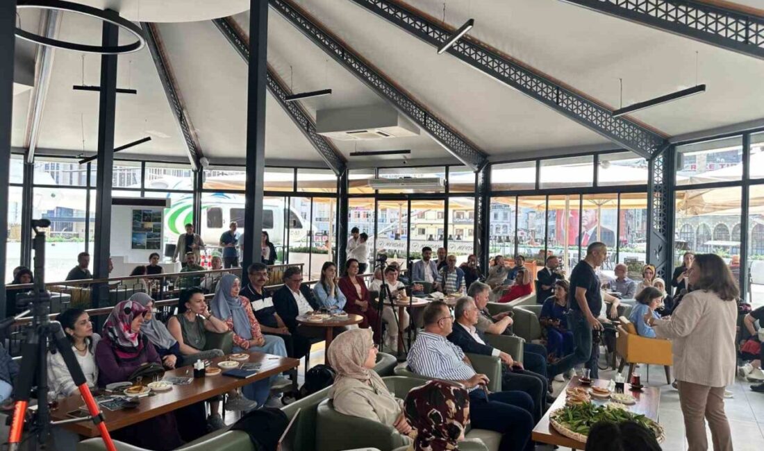 Rize’de ‘Bilim kafe’ etkinliği kapsamında ‘Çayın gücü, çay bahçelerinden sağlığa