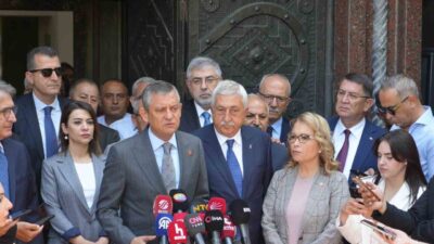 Cumhuriyet Halk Partisi (CHP) Genel Başkanı Özgür Özel, Türkiye Esnaf