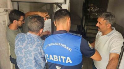 Afyonkarahisar Belediyesi’ne bağlı zabıta ekipleri, 60 yıldır yayın yapan yerel