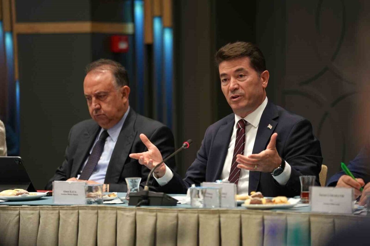 Trabzon’un CHP’li Ortahisar Belediye Başkanı Ahmet Kaya’nın geçtiğimiz günlerde bir