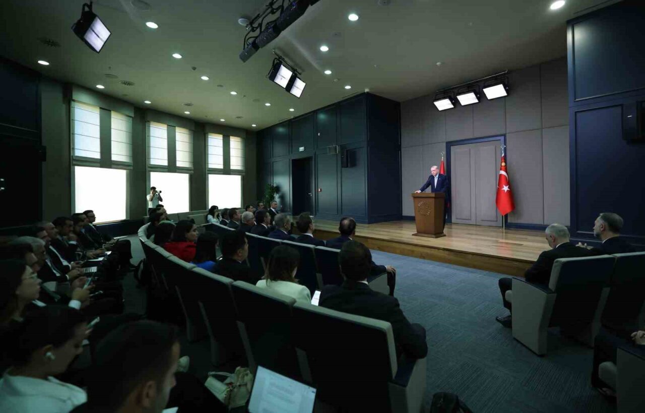 Cumhurbaşkanı Recep Tayyip Erdoğan, “Taraflar arasında ateşkes sağlanmasına dair mutabakata