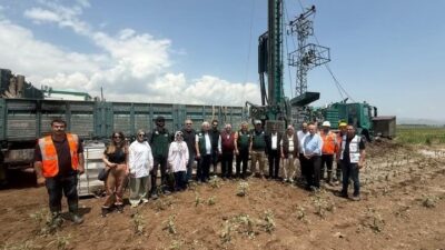 DSİ 8. Bölge Müdürlüğü yetkilileri Pasinler ilçesinde, yeraltısuyu temin sistemlerini