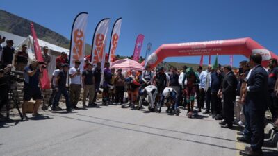 Erzincan Valiliği koordinasyonunda Erzincan Ergan Dağı Kayak Merkezi’nde düzenlenen Dünya