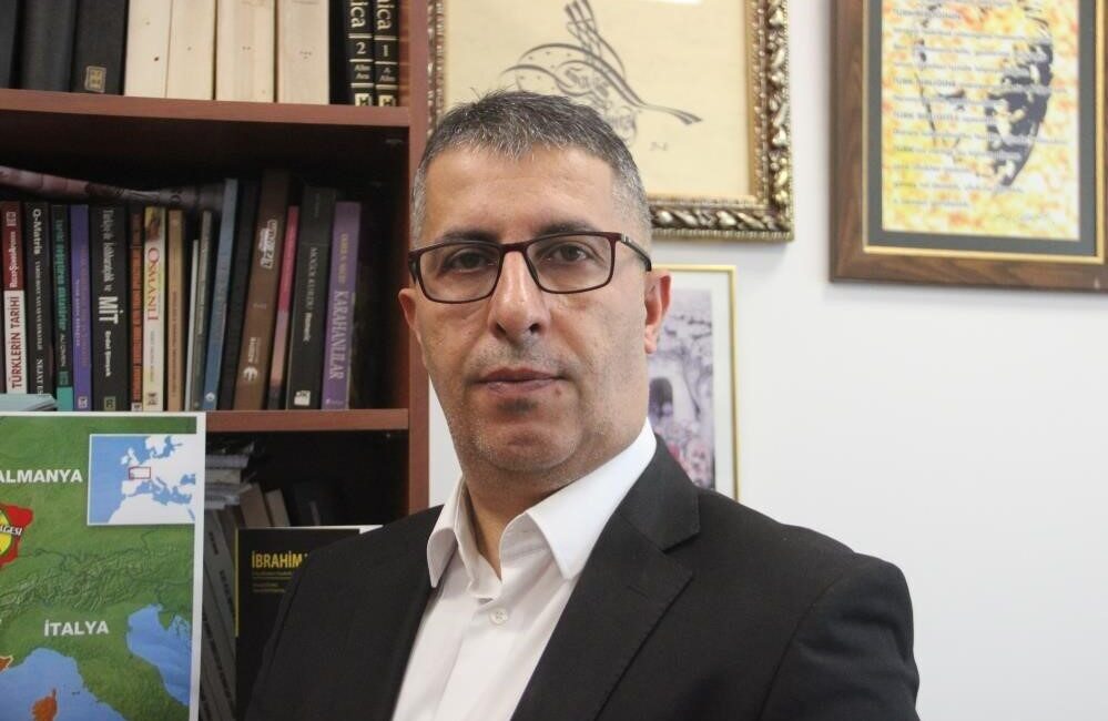 Eğilmez: “Selçuklu ve Osmanlı Orta Doğu’ya geri gelecek” Atatürk Üniversitesi Edebiyat Fakültesi Tarih Bölümü Öğretim Üyesi Doç. Dr.