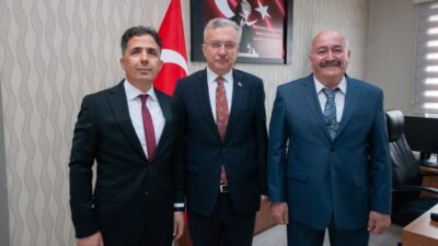 Erzincan Binali Yıldırım Üniversitesi (EBYÜ) Eğitim Fakültesi Dekanlığına Prof. Dr.