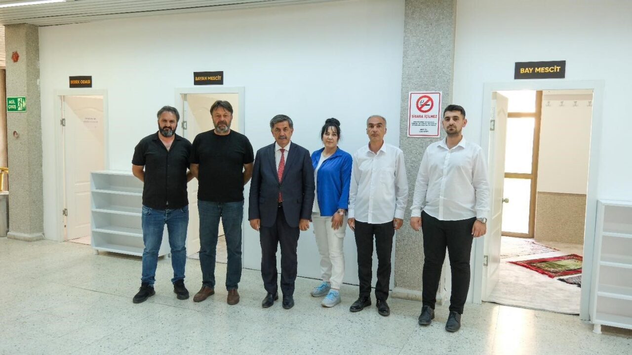 Erzincan Belediyesi Nikâh Salonu’nda, vatandaşların ihtiyaçlarına yönelik bay, bayan mescit