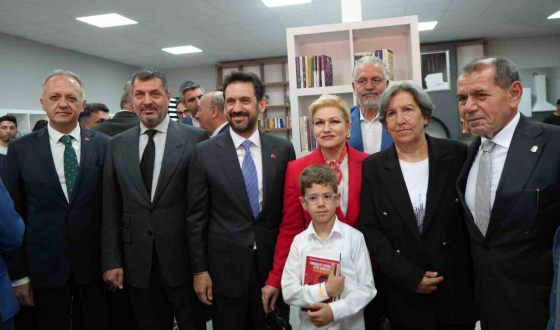 Erzincan Valiliği öncülüğünde hayata geçirilen “Kitap Kafe Projesi” kapsamında; Nurten